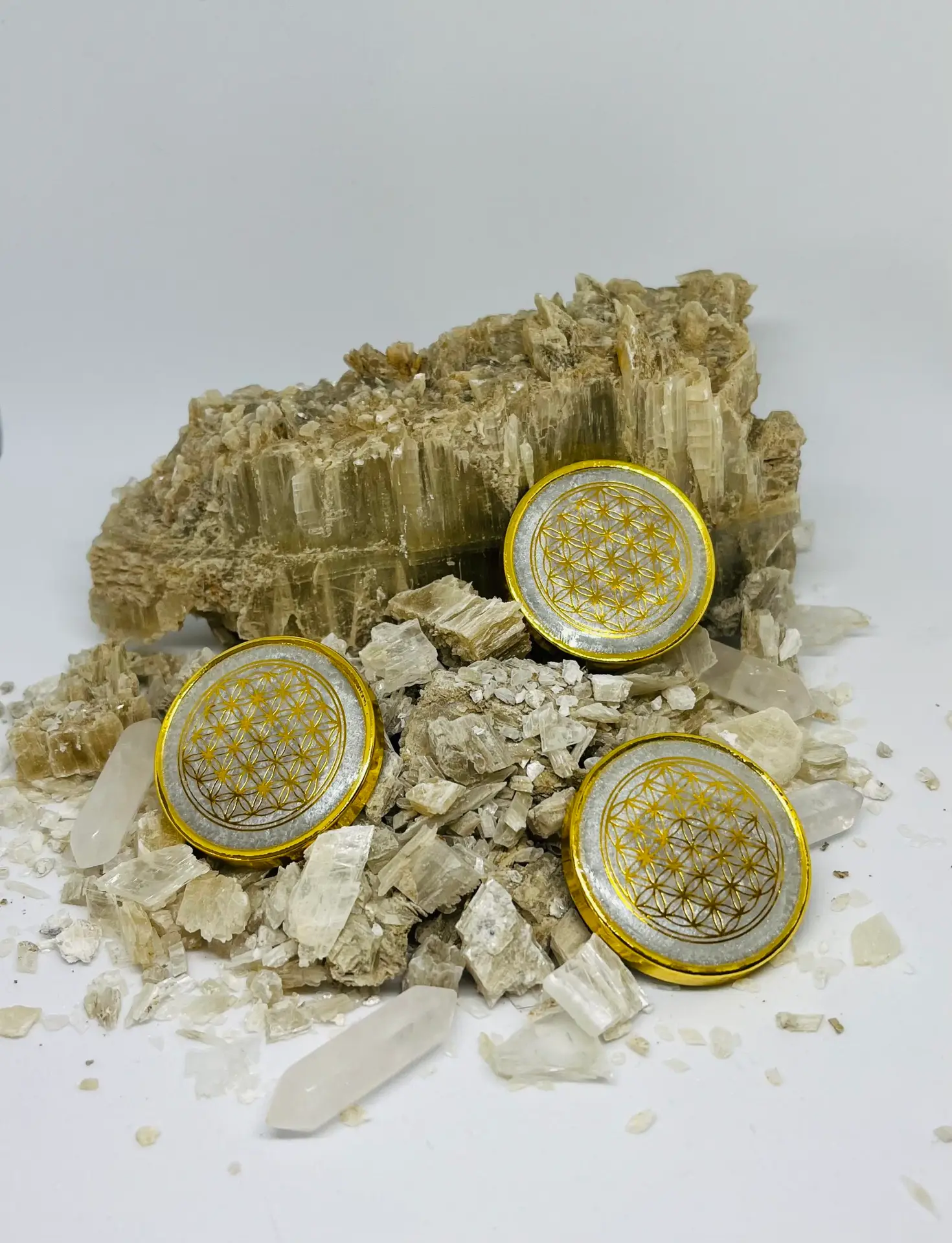 Eighth Chakra Pocket Orgonite - Image 9